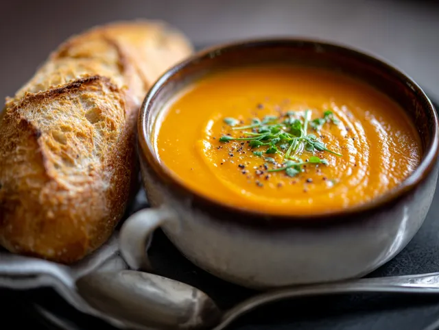 Krämig Morot-Ingefärssoppa